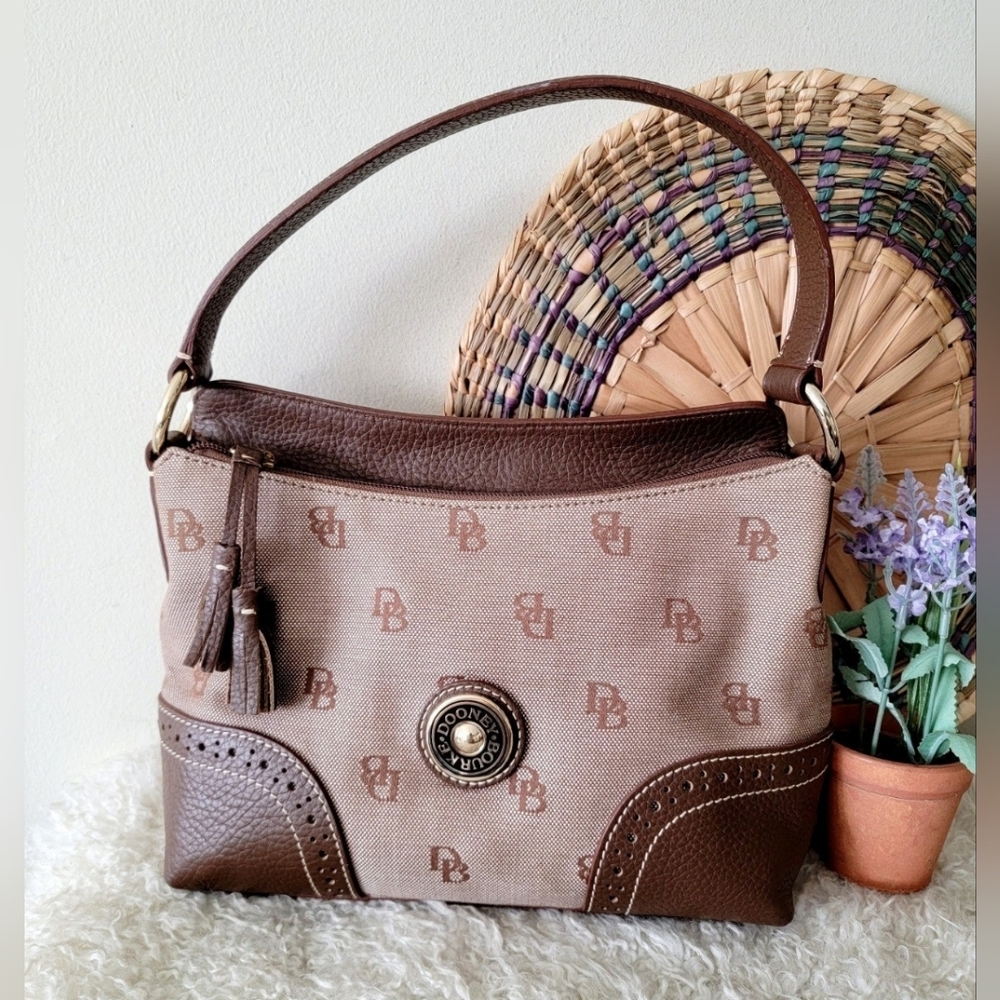 Dooney & Bourke Shoulder Bag purse boho chic rare find